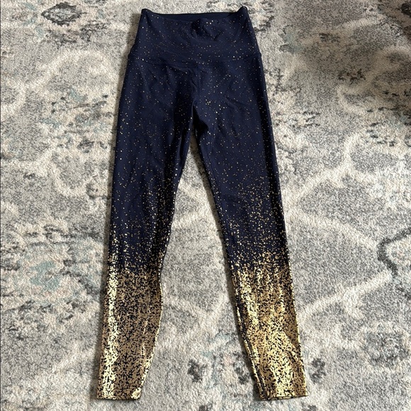 Beyond Yoga Alloy Ombré Legging in Blue and Gold - Picture 1 of 9